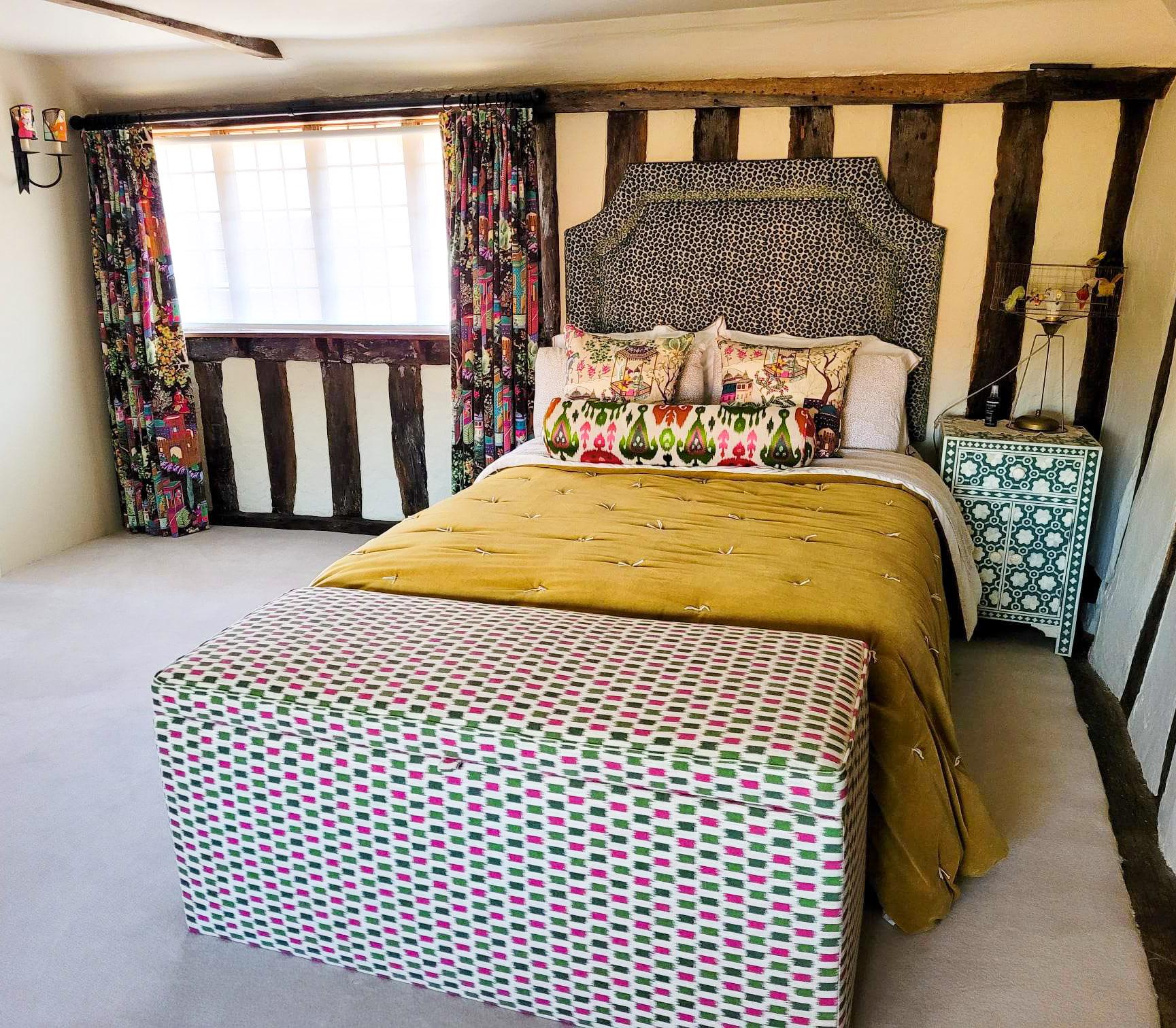 Great house lewis sofa